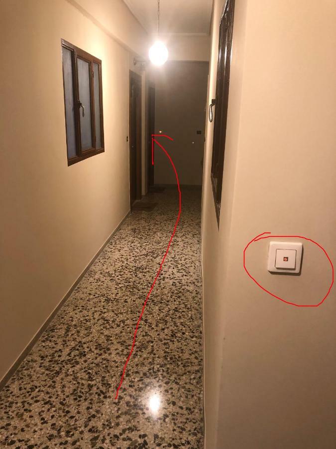 Metaxourgio Spacious Two Bedroom Apartment Athen Exterior foto